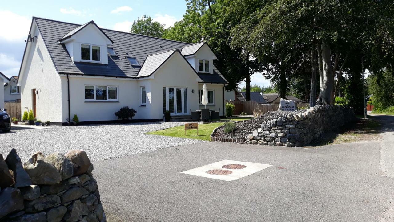 The Willows Kirkhill Exterior foto
